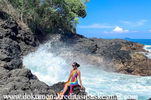 6 Destinasi Wisata Pantai Di Karangasem Suguhkan Pemanadangan Luar Biasa